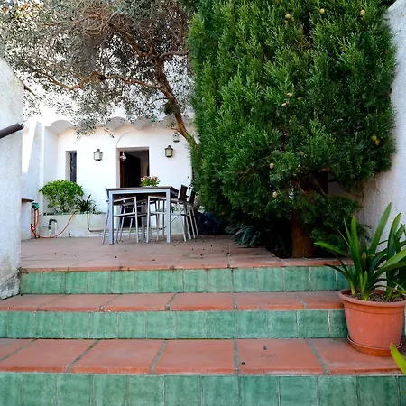 Casas Mas D'en Gou